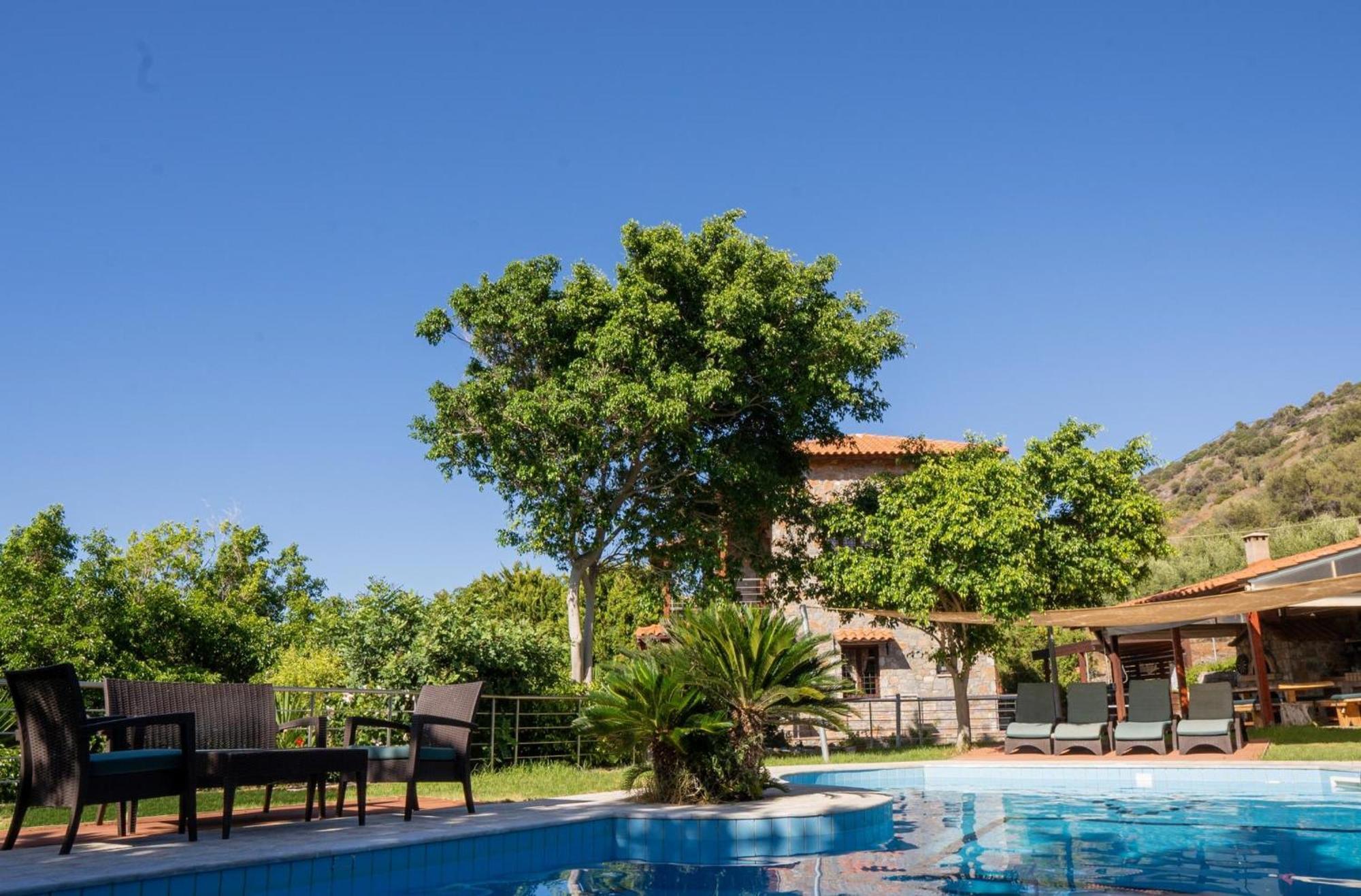 Iris Stone Built Villa Mílatos Ngoại thất bức ảnh